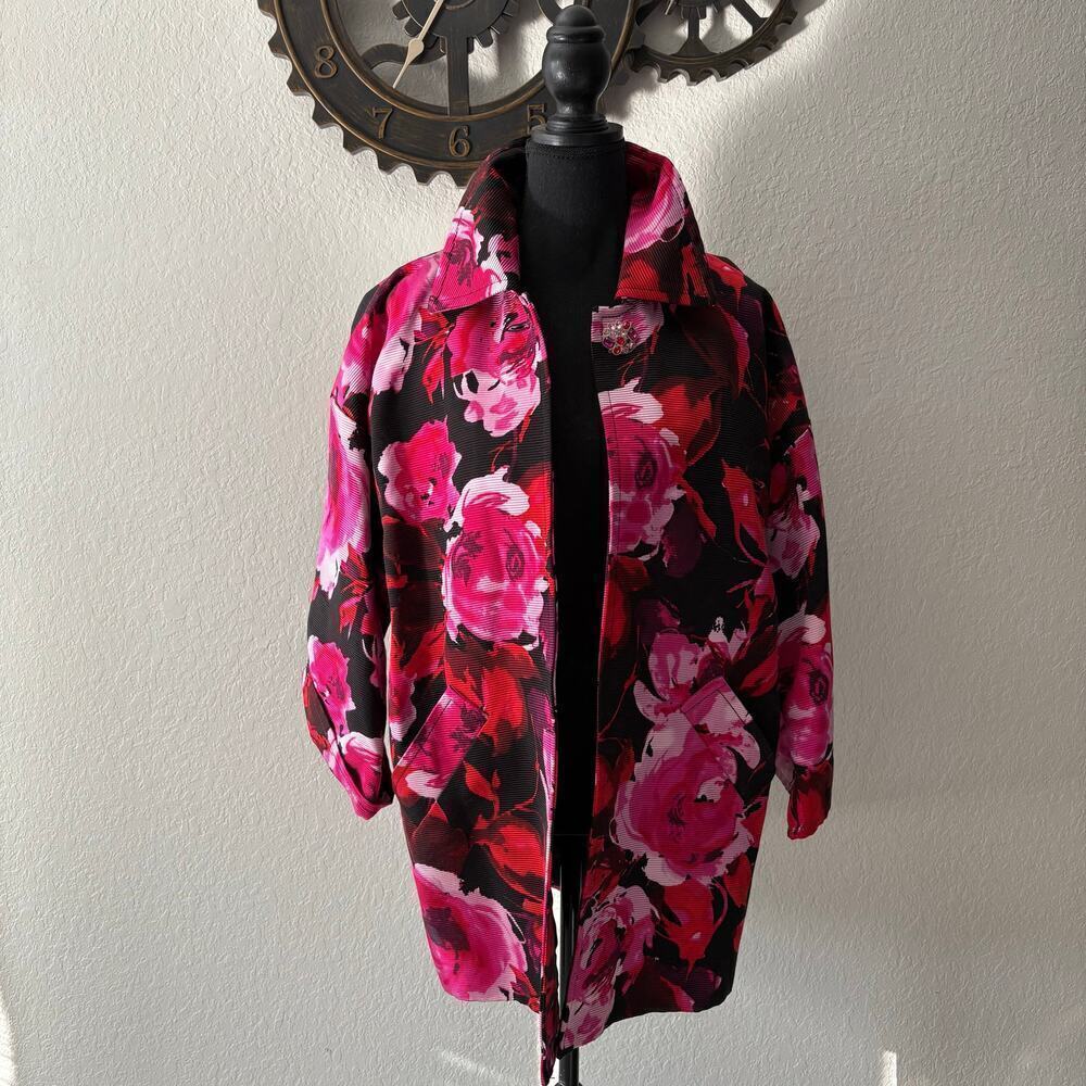 ST. JOHN Stunning Oversized Coatigan Vibrant Pink Floral Sz8 Elegant Old Money